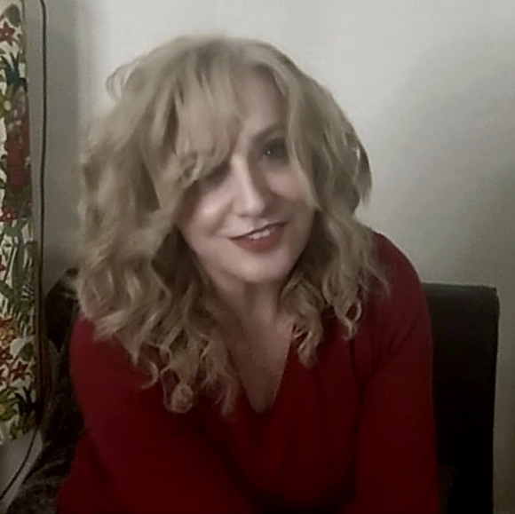 Meet your Posher, Sonya - Picture 1 of 1